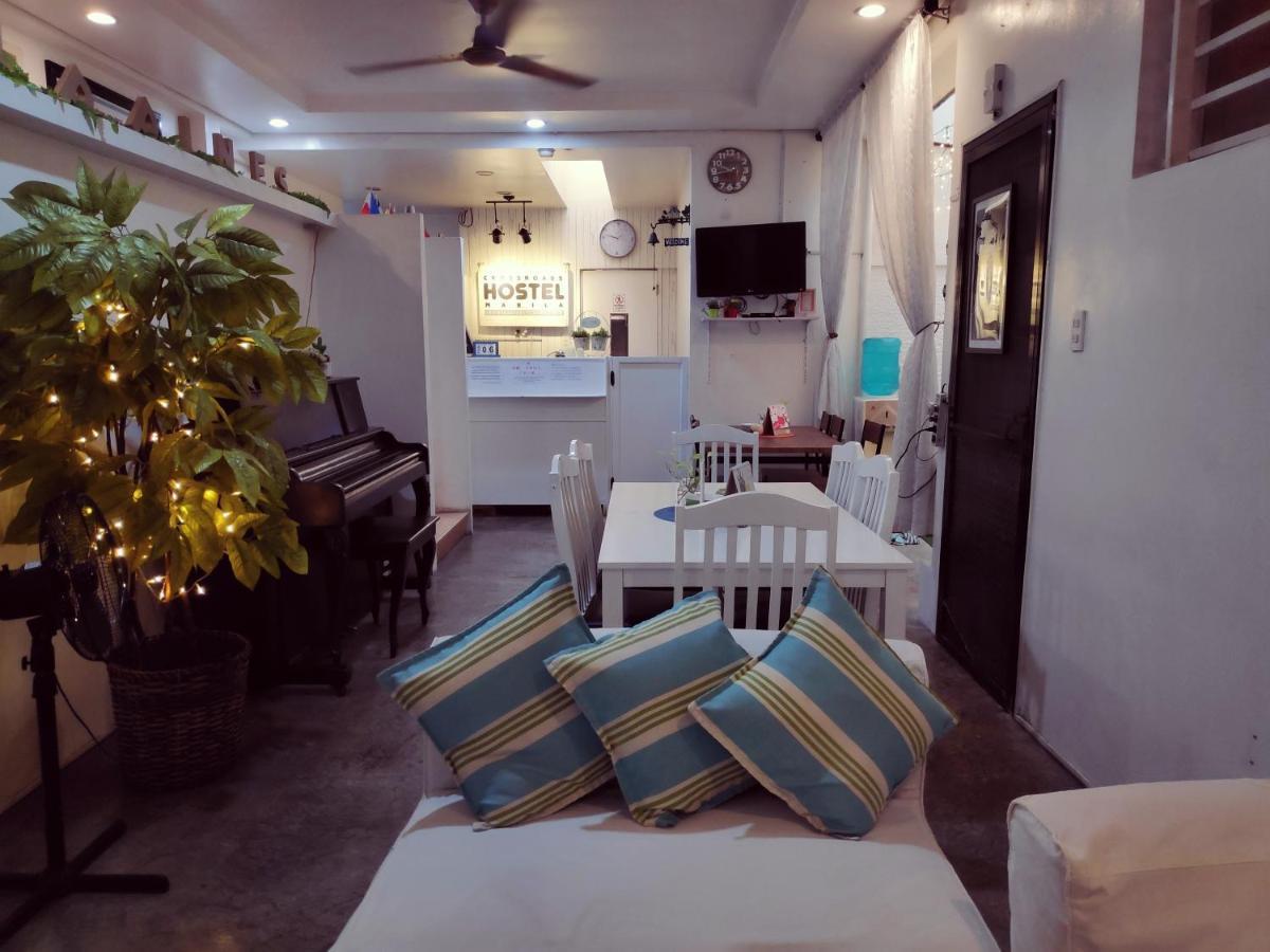 Mandaluyong Crossroads Hostel Manila מראה חיצוני תמונה