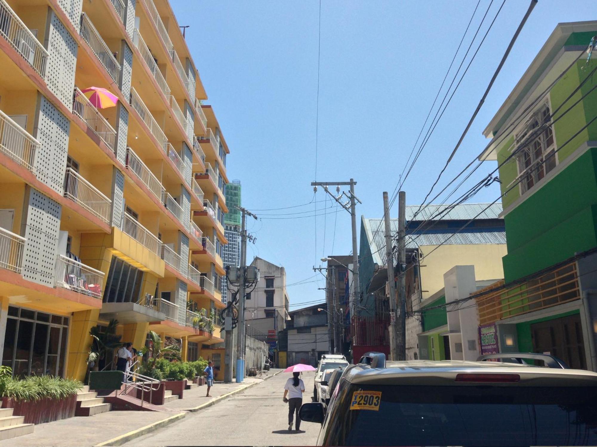 Mandaluyong Crossroads Hostel Manila מראה חיצוני תמונה