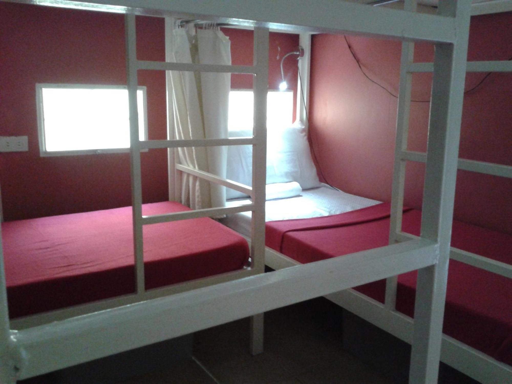 Mandaluyong Crossroads Hostel Manila חדר תמונה