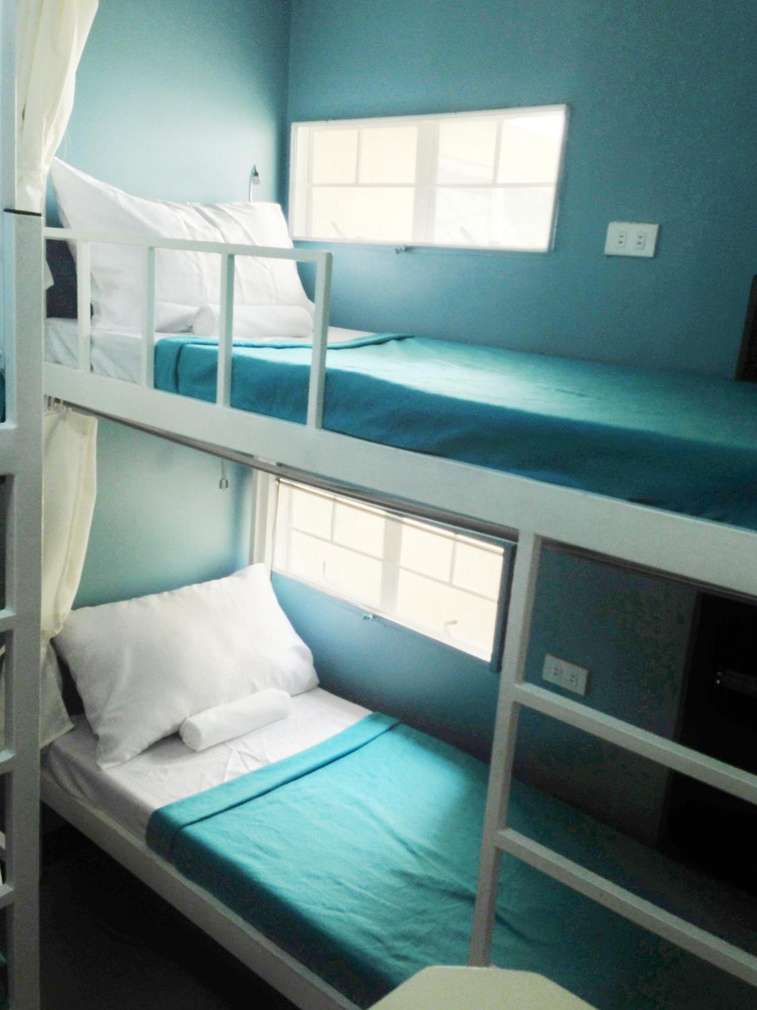 Mandaluyong Crossroads Hostel Manila חדר תמונה